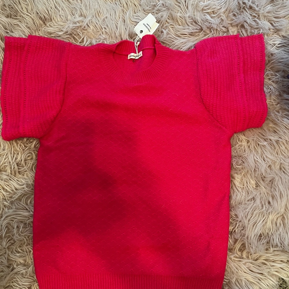 Bright pink short sleeve sweater sz M/L
